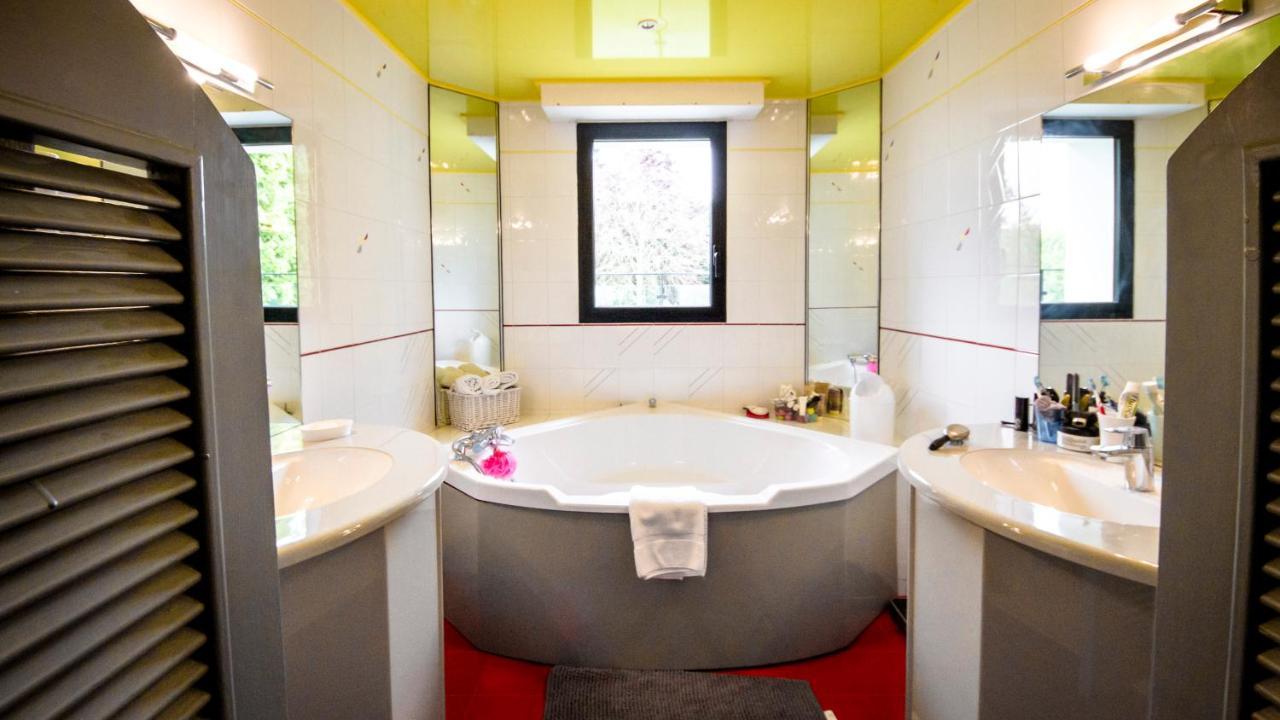 Le Champ Du Renne Bed & Breakfast Le Mans Exterior foto